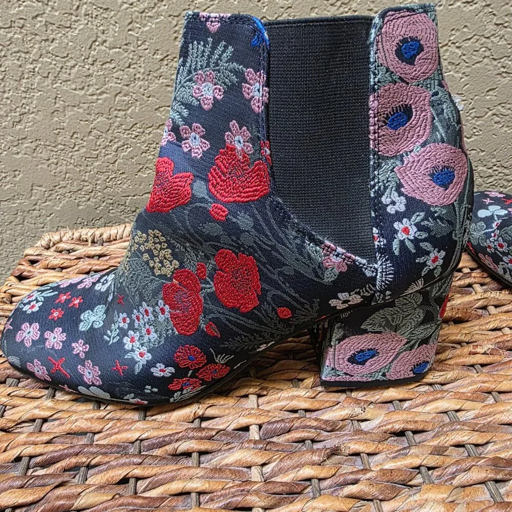 Indigo Rd. - Picture 4 of 8